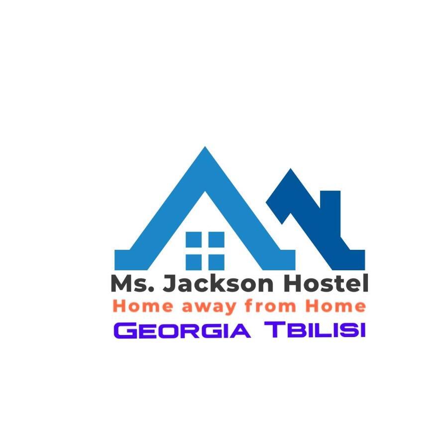 Ms. Jackson Hostel Тбилиси Екстериор снимка